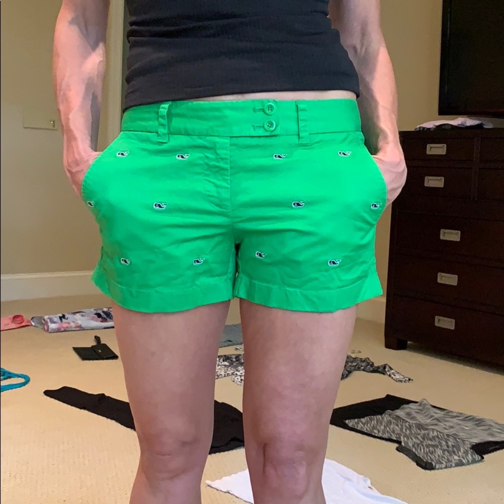 Green vineyard vine shorts